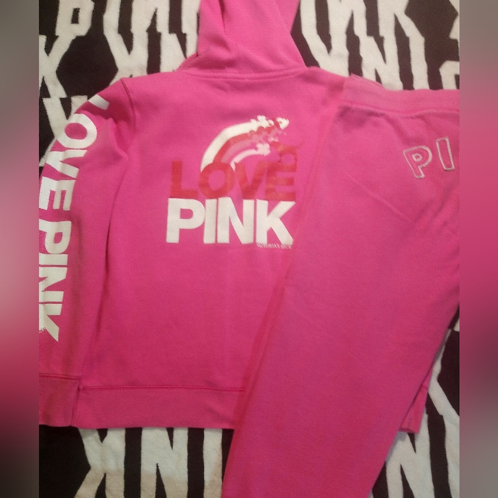 Victoria's Secret Pink Vintage 2006 Pink & Red Rainbow set! L.